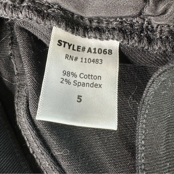 Fashion Nova Black Sequin Shorts 5 - Picture 4 of 5